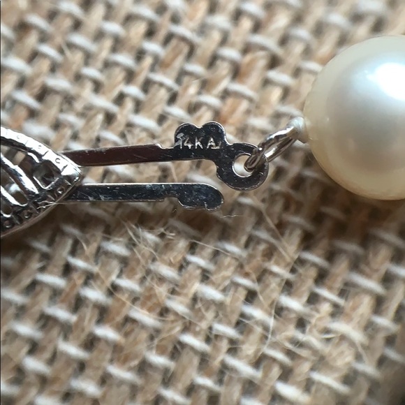 14k Freshwater Pearl Necklace - Picture 3 of 6